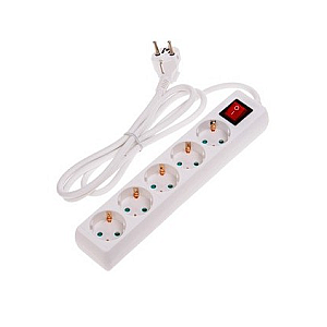 Pagarinātajs 5-vietigs 3x1mm2 5m IP44